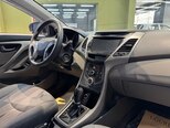 Hyundai Elantra-14