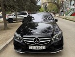 Mercedes E 220 d-1