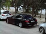 Mercedes E 220 d-9