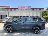 Mitsubishi Outlander-5