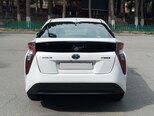 Toyota Prius-4