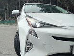 Toyota Prius-12