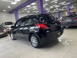 Nissan Tiida-13