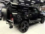 Land Rover Defender-11