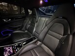Porsche Panamera 4-8