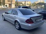 Mercedes E 240-5