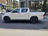 Toyota Hilux-3