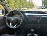 Toyota Hilux-8