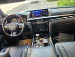 Lexus LX 570-11