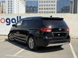 Kia Carnival-4
