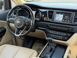Kia Carnival-6