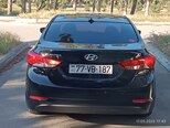 Hyundai Elantra-10