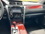 Toyota Camry-13