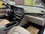 Hyundai Sonata-15