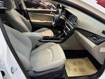 Hyundai Sonata-16
