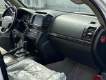 Toyota Land Cruiser-12