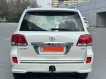 Toyota Land Cruiser-10