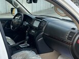 Toyota Land Cruiser-21