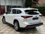 Toyota Highlander-6