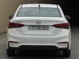 Hyundai Accent-4