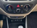 Hyundai Accent-11