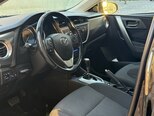 Toyota Auris-14