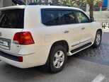 Toyota Land Cruiser-9