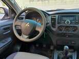 Mitsubishi L200-10