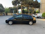 Toyota Prius-4
