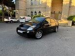 Toyota Prius-2