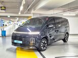Hyundai Staria-1