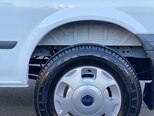 Ford Transit-13