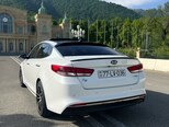 Kia K5-4