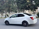 Chevrolet Aveo-10