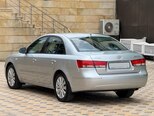 Hyundai Sonata-6