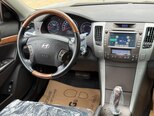Hyundai Sonata-12