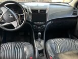 Hyundai Accent-4