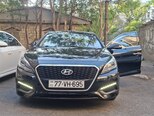 Hyundai Sonata-2