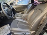 Hyundai Sonata-12