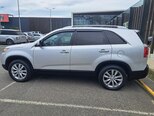 Kia Sorento-12