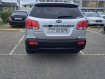 Kia Sorento-16