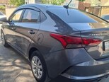 Hyundai Accent-4