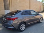 Hyundai Accent-3