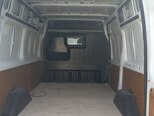 Ford Transit-8