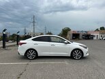 Hyundai Accent-2