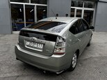 Toyota Prius-4