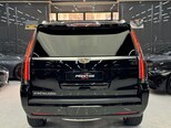 Cadillac Escalade-6