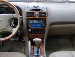 Nissan Maxima-5