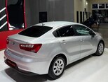 Kia Rio-10