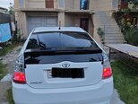 Toyota Prius-7